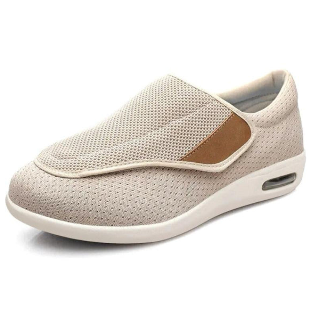 Sko med borrelås og mesh-overdel